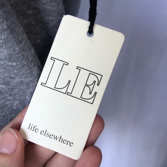 Take Me to the Desert NWT Graphic Tee - Picture 5 of 5